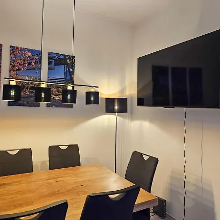 Apartment Zentrale Max 10 Erwachsene Fuer Freunde & Familie