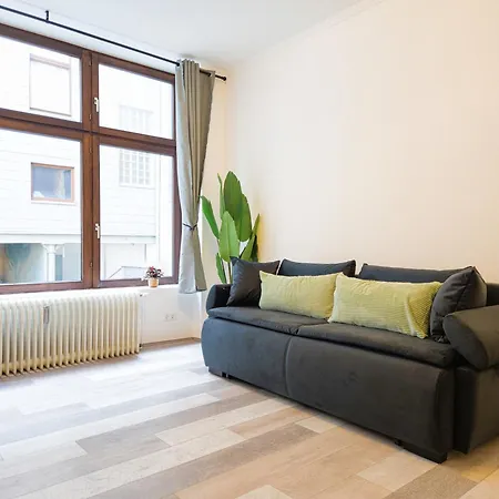 Ideal Fuer Familien & Business - 3 Sz - Zentral - Naehe Koeln & Dus - 240 Cm Esstisch *