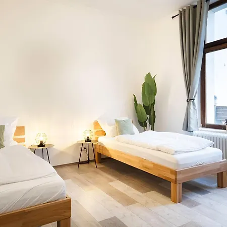 Apartmán Fuer Familien & Business - 3 Sz - Zentral - Naehe Duesseldorf & Koeln - 240 Cm Esstisch *