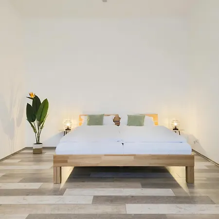Fuer Familien & Business - 3 Sz - Zentral - Naehe Duesseldorf & Koeln - 240 Cm Esstisch Apartmán *