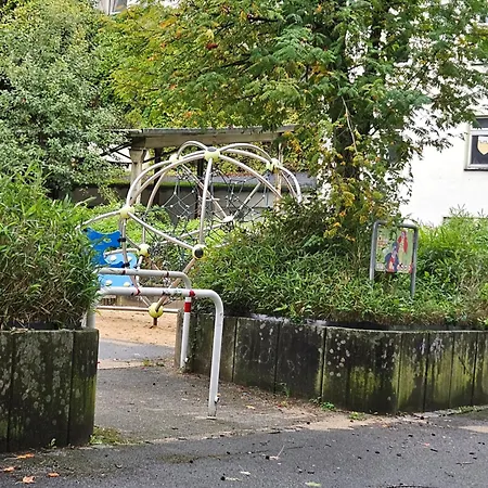 Ideal Fuer Familien & Business - 3 Sz - Zentral - Naehe Koeln & Dus - 240 Cm Esstisch