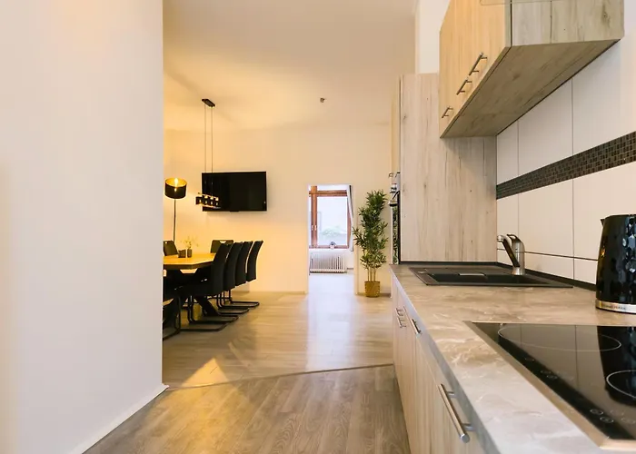 Ideal Fuer Familien & Business - 3 Sz - Zentral - Naehe Koeln & Dus - 240 Cm Esstisch * Wuppertal