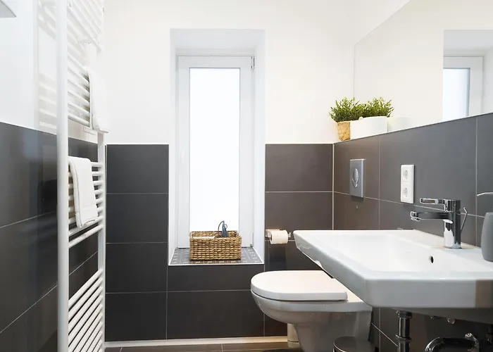 Ideal Fuer Familien & Business - 3 Sz - Zentral - Naehe Koeln & Dus - 240 Cm Esstisch Διαμέρισμα Βούρπεταλ